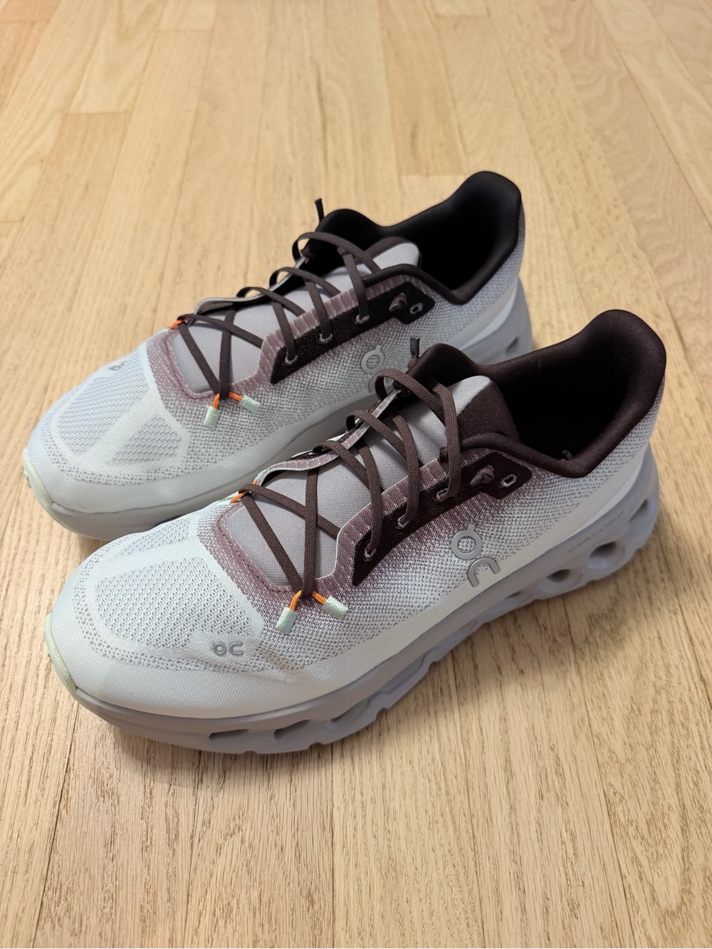 On Cloudsurfer Women’s Running Shoes Size 10.5 Gray Brown